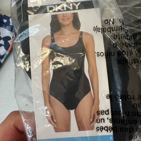 NWT DKNY Women's Swimsuit black one piece - Picture 4 of 9